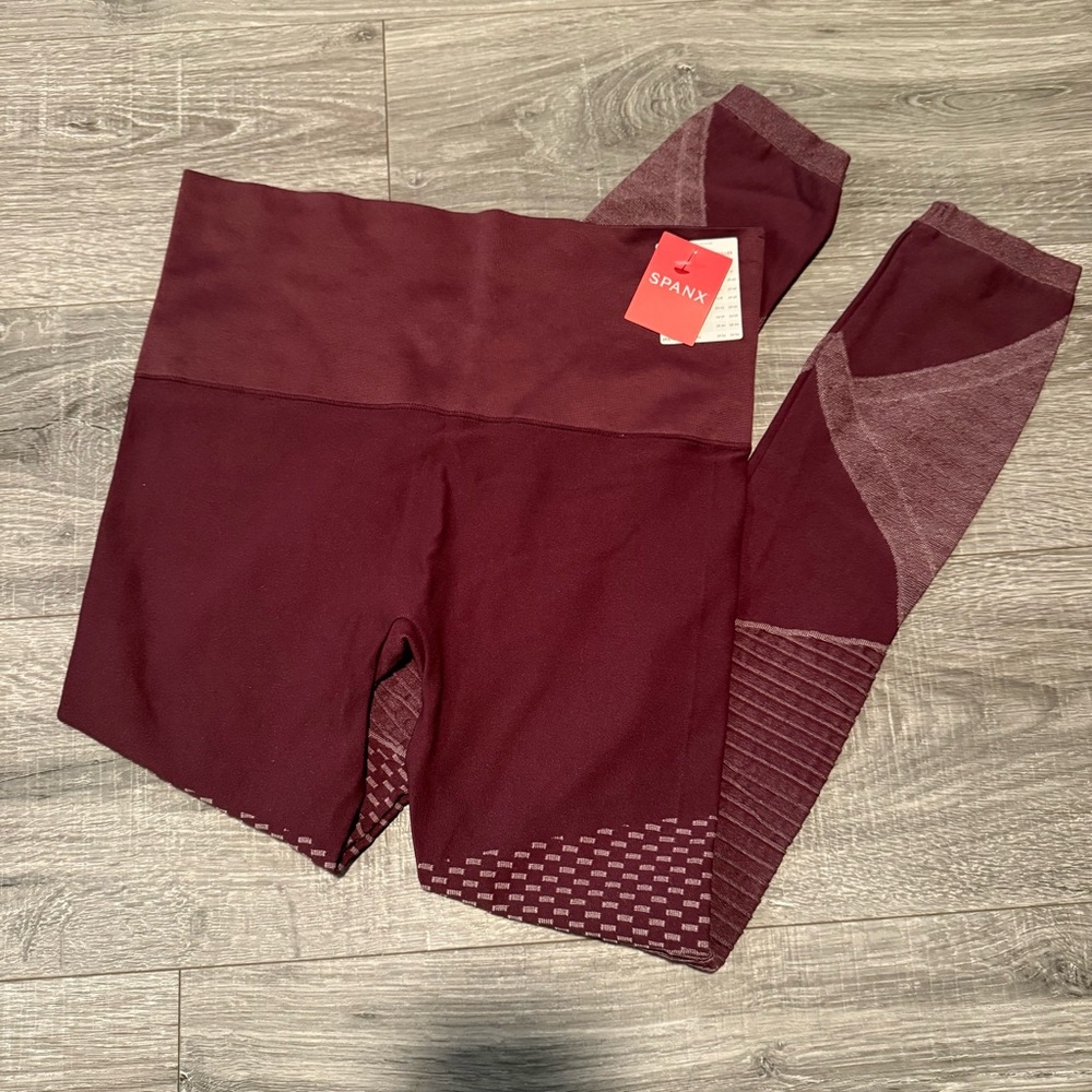 NWT SPANX Seamless Leggings Tummy Control Wine Red Women Size Large - Picture 2 of 7